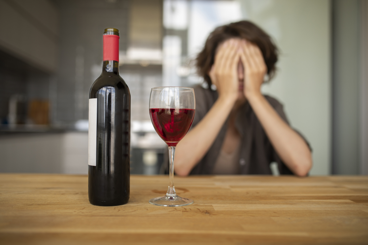 Специалисты опровергли сообщения о росте числа алкоголиков в России