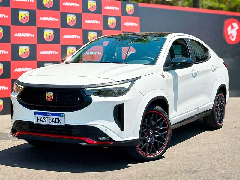 Представлена спортивная версия Fiat Fastback