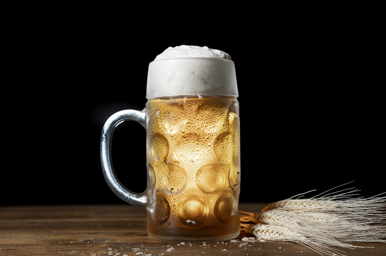 Ученые доказали, что алкогольное пиво безопаснее безалкогольного