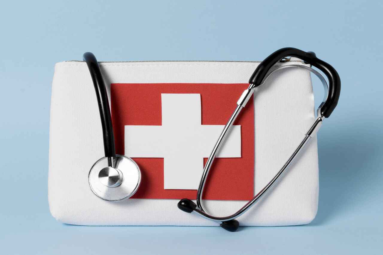 В Совфеде предложили обязать неработающих платить за ОМС