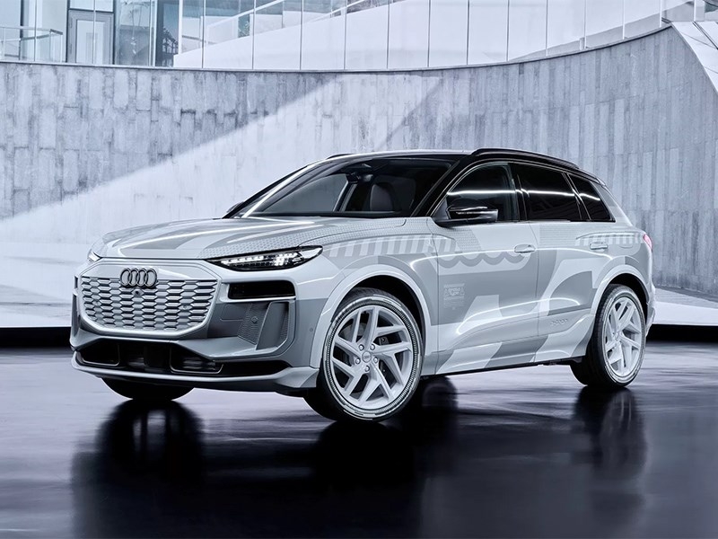 Рассекречен салон Audi Q6 e-tron