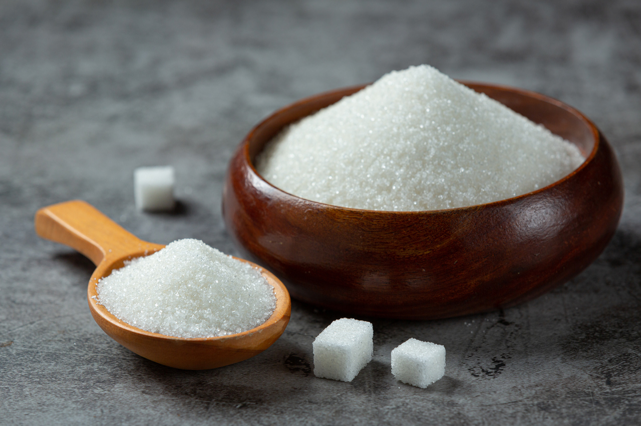 Правительство РФ ввело временный запрет на экспорт сахара