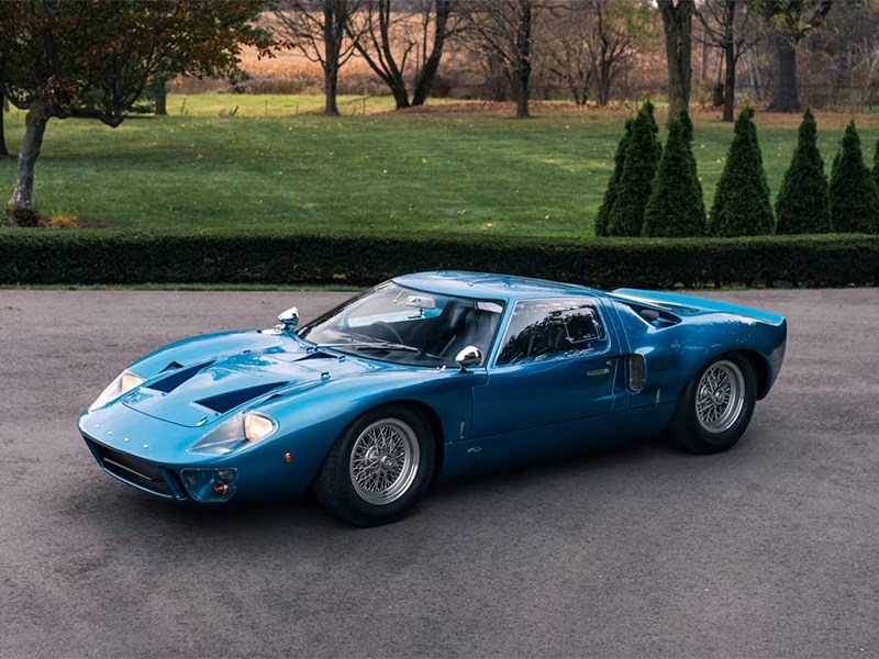 Уникальный Ford GT40 выставят на продажу