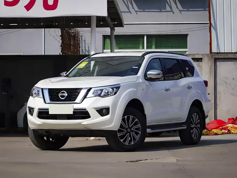 В Россию привезли Nissan Terra