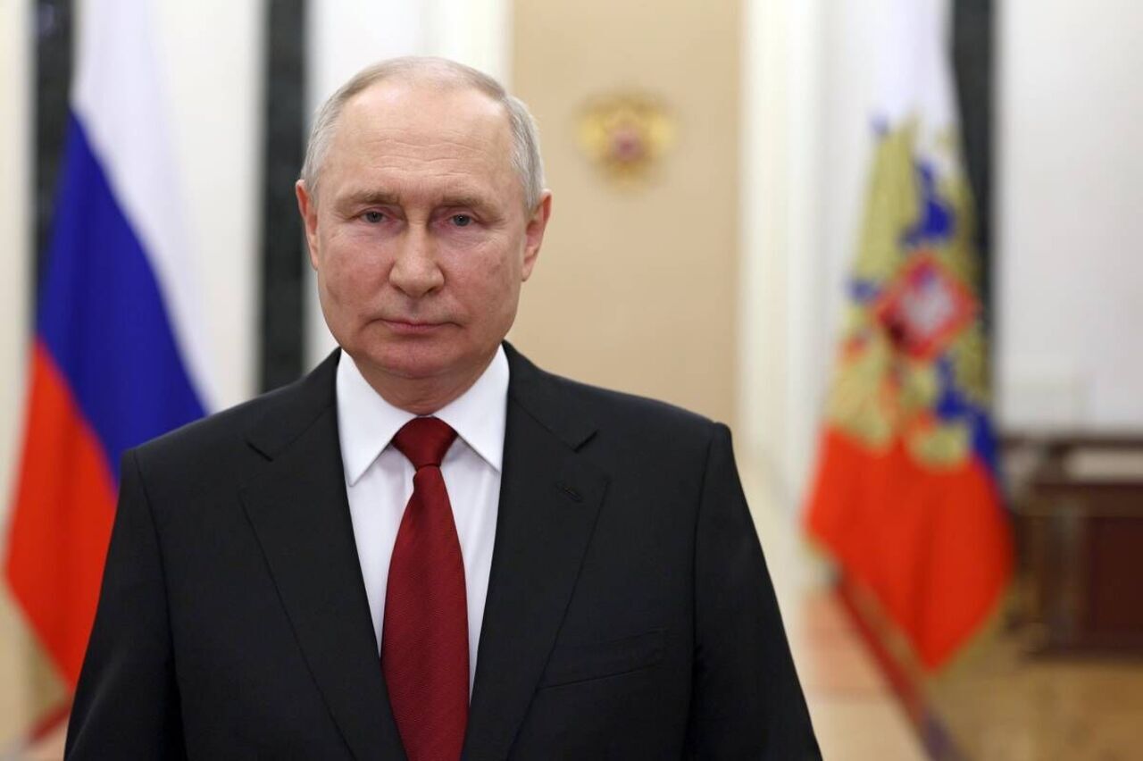 Путин проголосовал онлайн на выборах главы государства