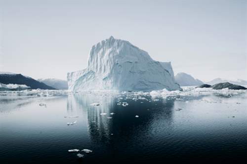 Под антарктическим льдом обнаружены 766 подледных озер