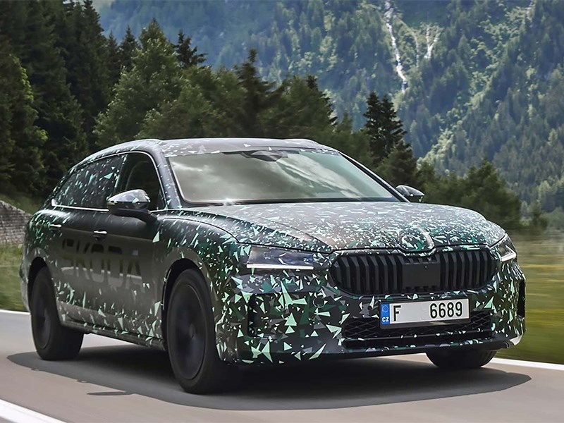 Появились подробности о новом Skoda Superb