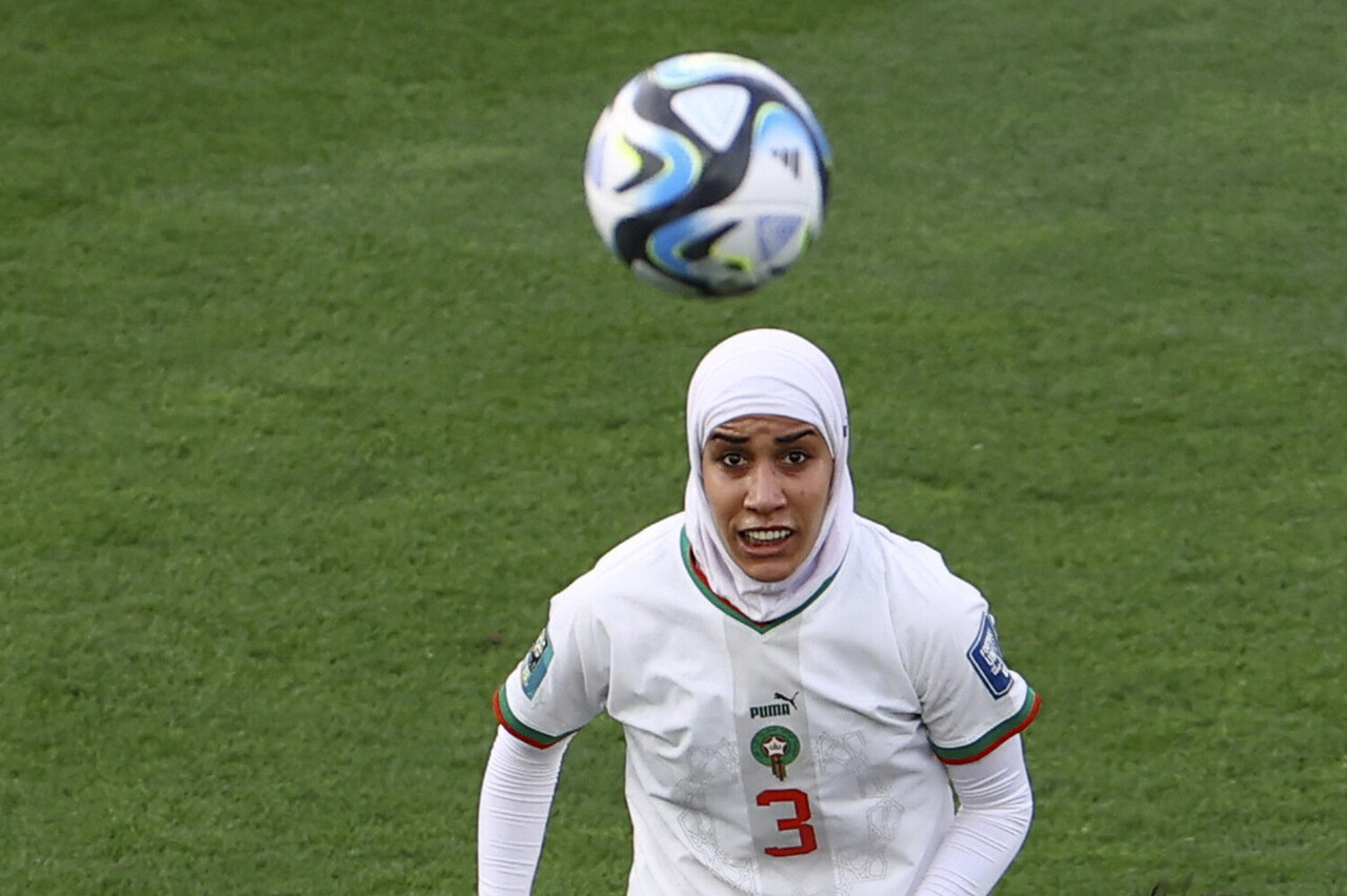 Футболистка из Марокко впервые в истории сыграла на ЧМ в хиджабе